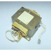 Transformator universal cu microunde A003URE1 Clasa220 folosit
